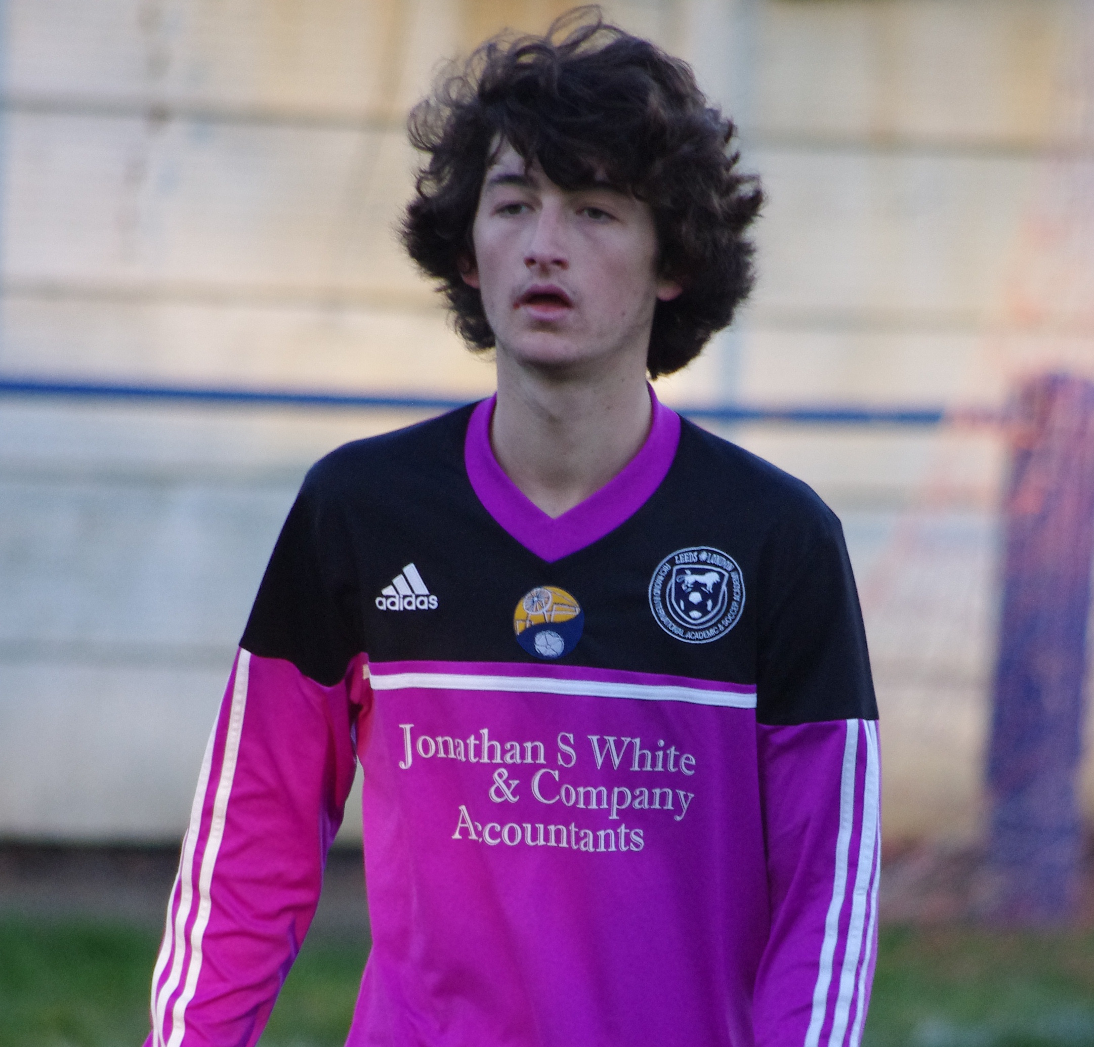 Taylor Reis put Garforth 2-1 in front