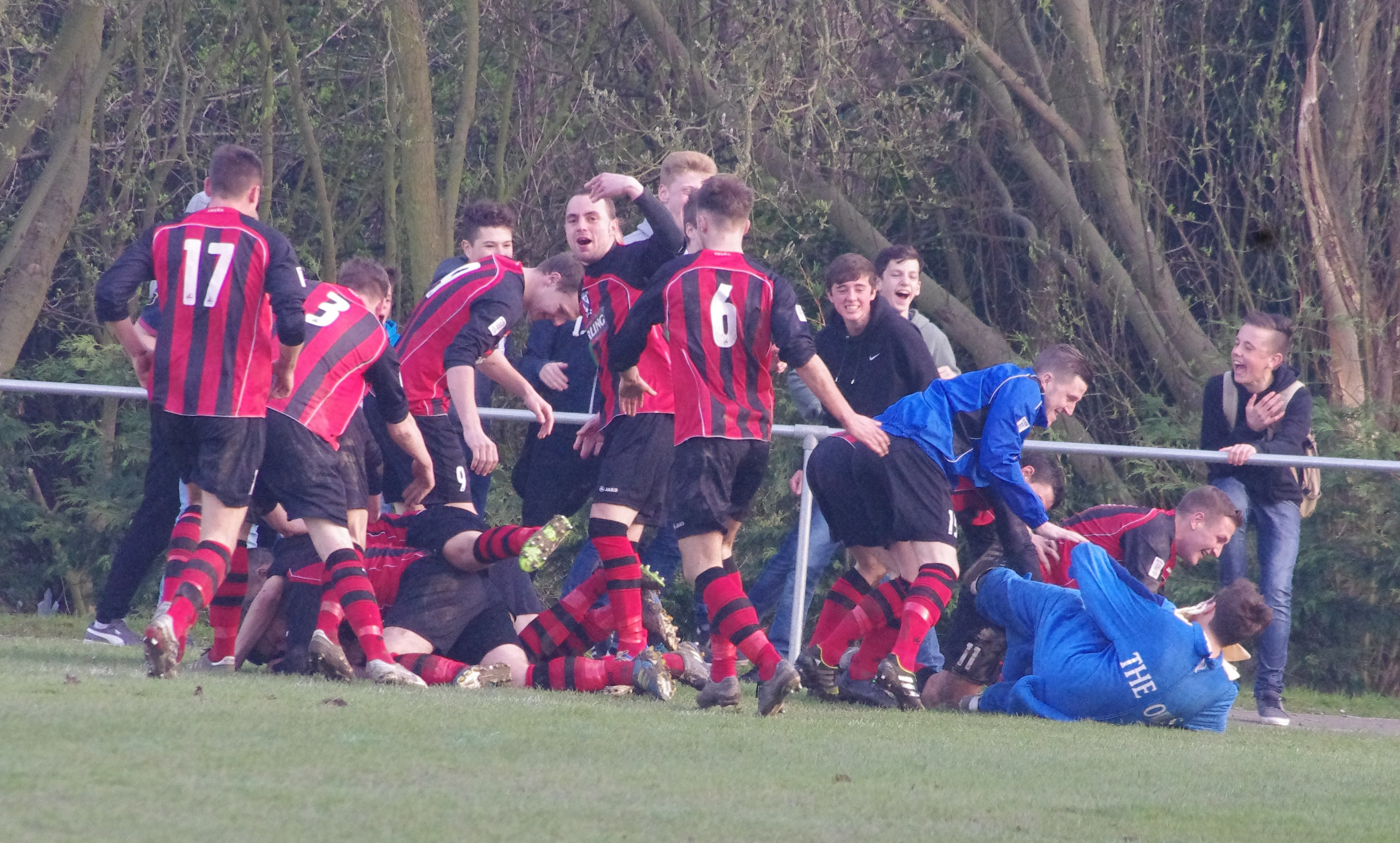 Cleethorpes Town celebrate Chris Funnell's goal
