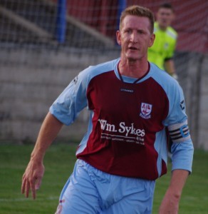 AFC Emley captain Paul Sykes wants to celebrate his 900th career game with three points and a pint of strongbow after the game