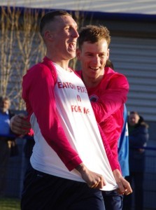 Joe Thornton played most of Shaw Lane Aquaforce's 3-0 win at Heanor in goal after Ben Gathercole was stretched off