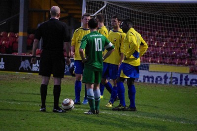 Steve Boothman lines up a free kick for Avenue