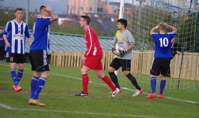 Shaw Lane attackers look on in disbelief after another missed chance