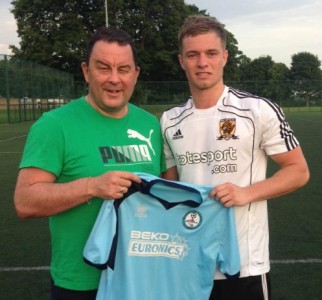 Barton boss Dave Anderson with striker Danny Chambers