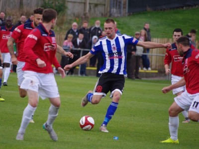 Shaw Lane Aquaforce midfielder Lee Bennett