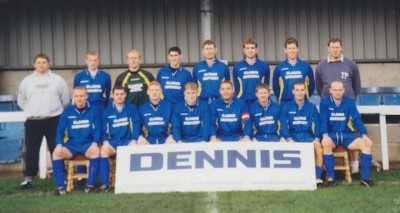 Liversedge 1999-00: Eric Gilchrist (Manager), Andy Yates, Richard Bibby, Dave Thomas, Chris Birkinshaw, Danny Toronczak, Simon O’Hara and Tony Passmore (Assistant Manager). Front Row: Andy Dodsworth, Paul Sweeney, Richard Dyson, Kevin Blanchard, Michael Carter, James Glover, Paul Slater and Andy Kenton.