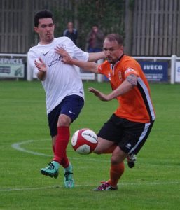 Steve Mallory has signed on the dotted line at Brighouse Town