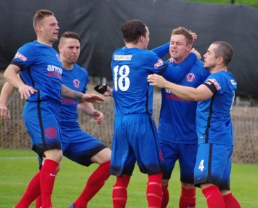 More players join Byrne after the goal