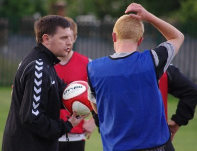 Chris Hilton leading a Stocksbridge training session in 2014